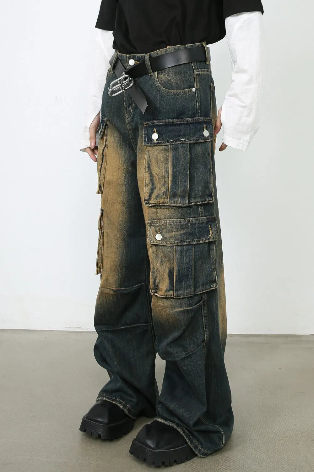 Men's Washed Wide Leg Jeans — product image 3