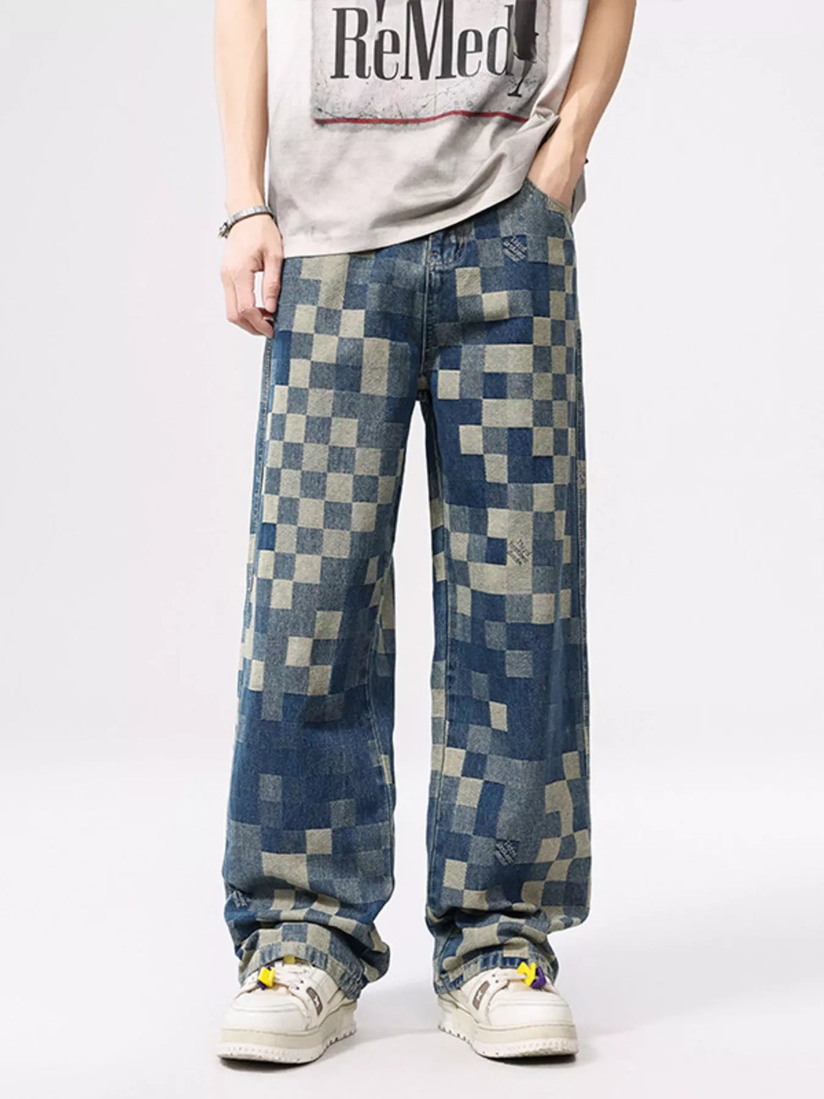 Men's checkered wide leg jeans