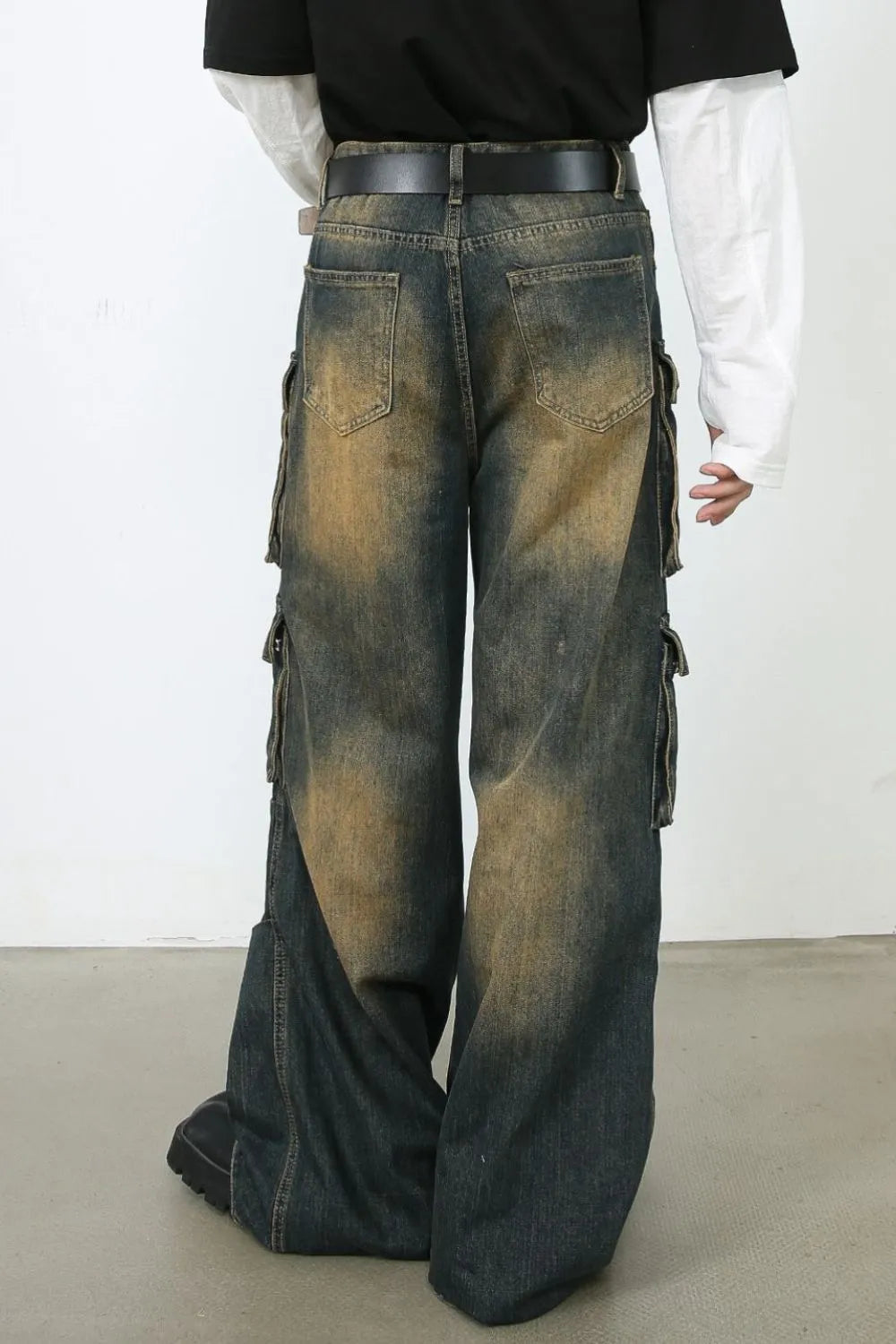 Men's Washed Wide Leg Jeans — product image 4