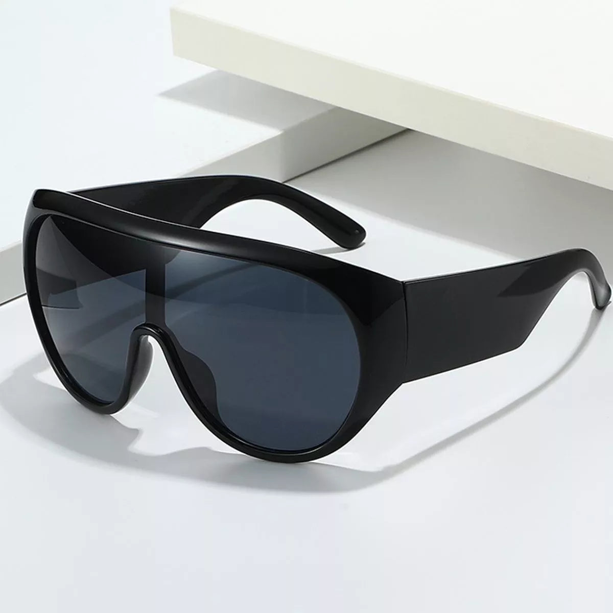 Oversized Tinted Lenses Sunglasses — product image 3