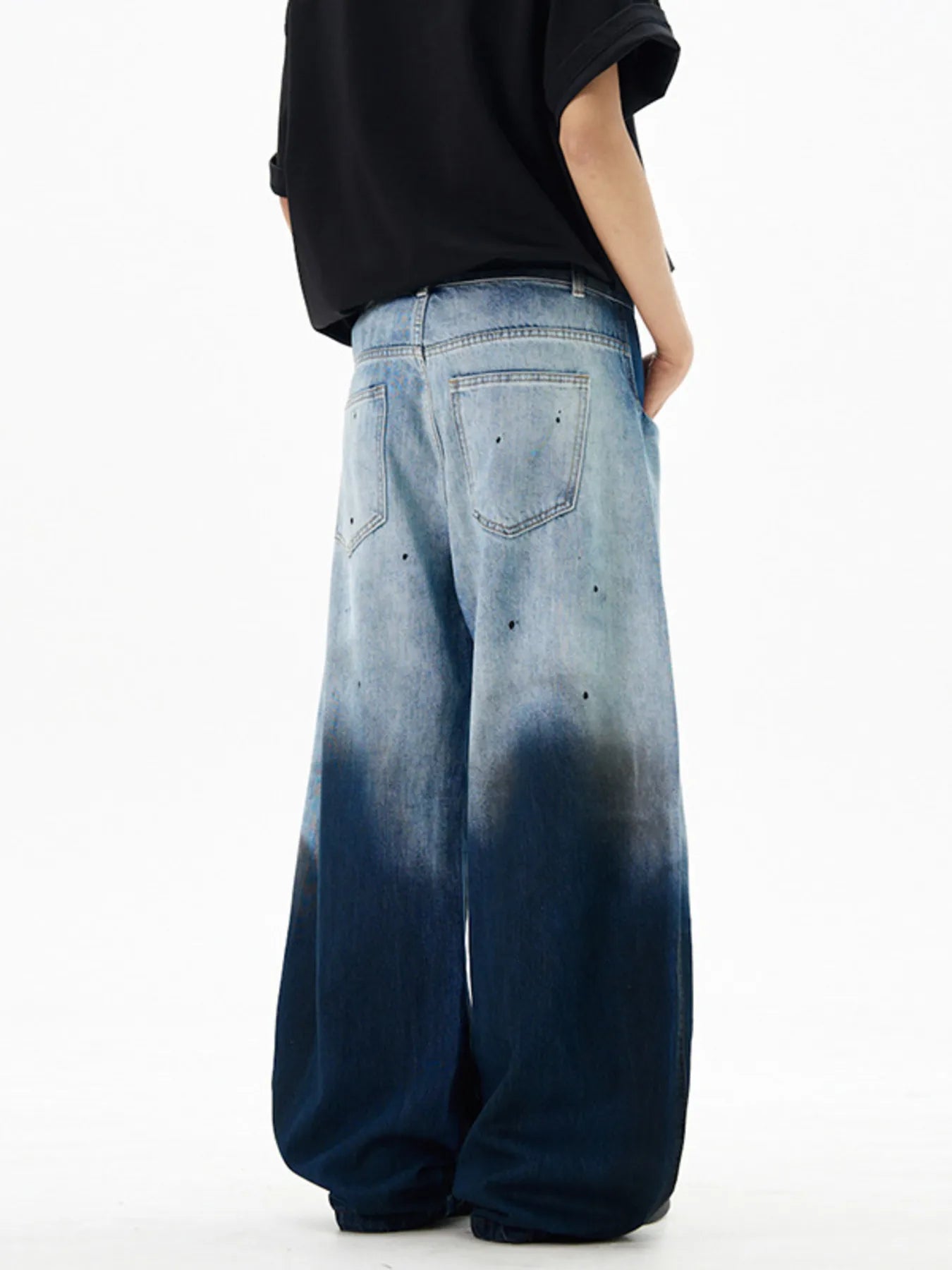 Men's Oversized Washed Wide Leg Jeans — product image 3
