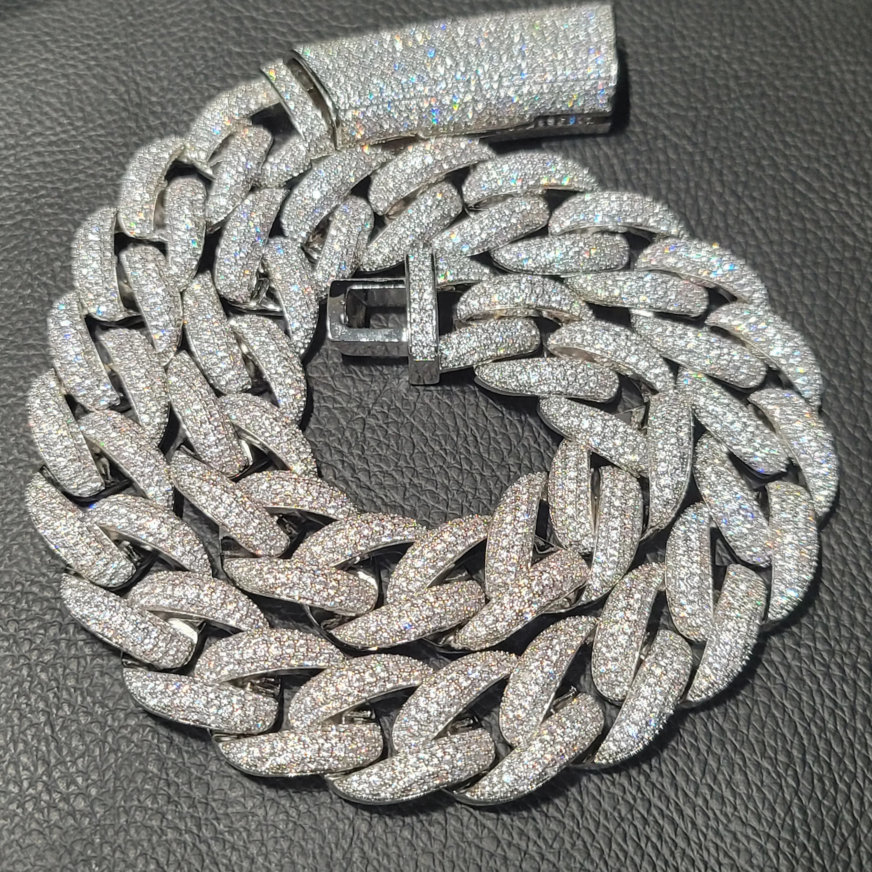 Miami Cuban Link Chain Necklace — 12, 20 or 24 mm — product image 11