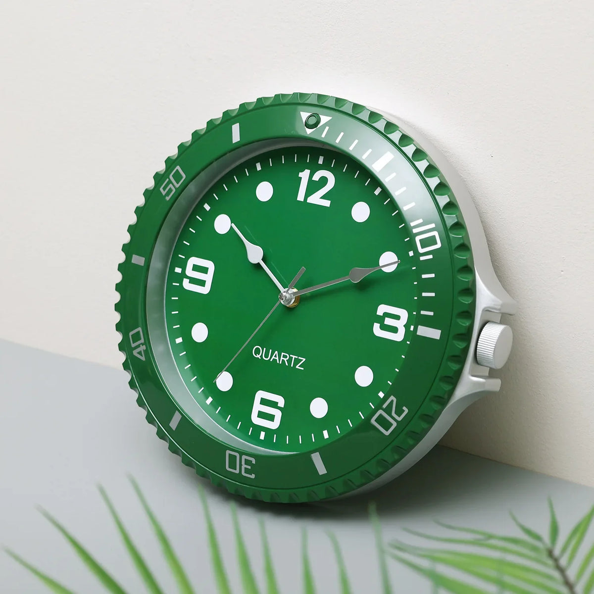 Silent Sweep Quartz Wall Clock — 30 cm Round, Modern — product image 9