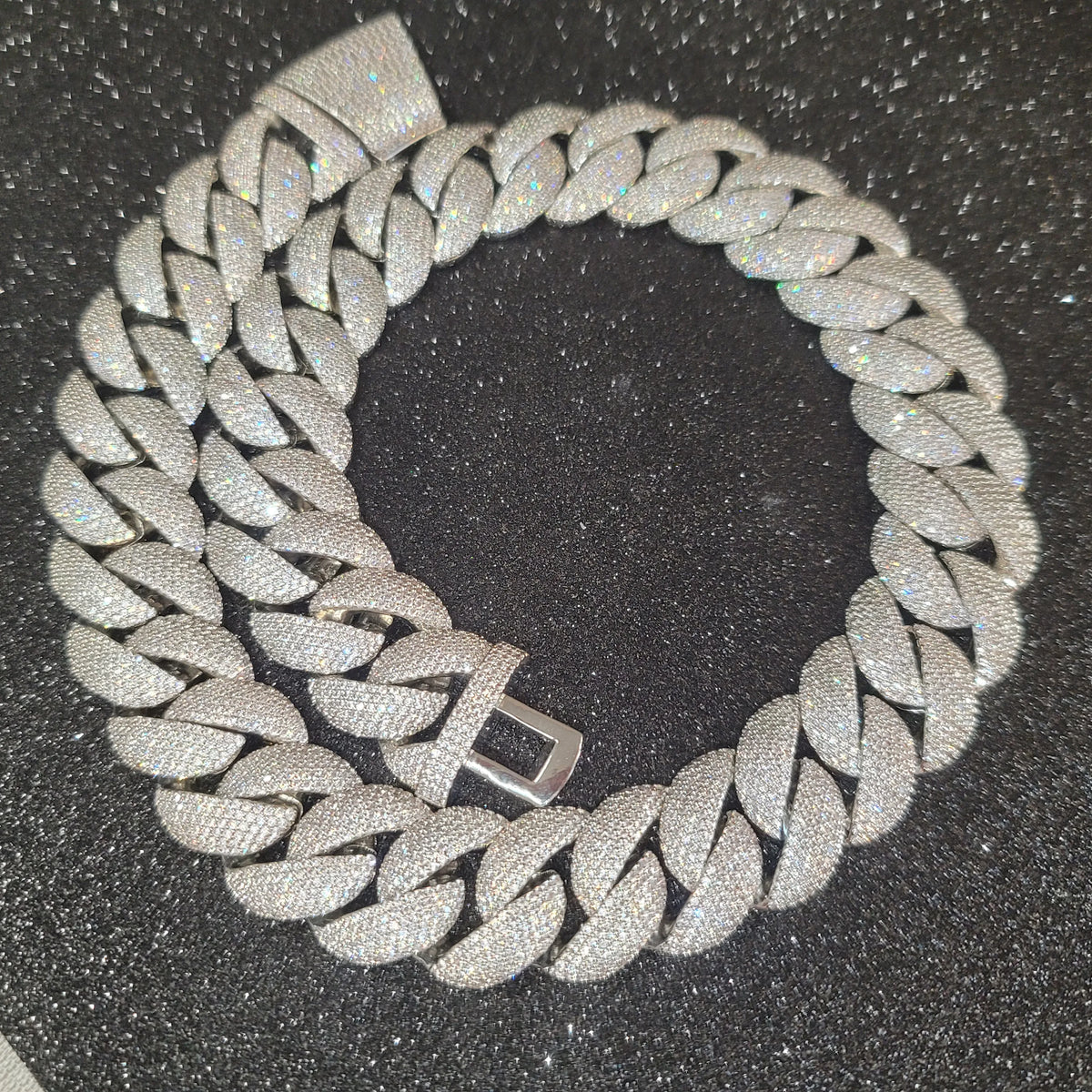 Miami Cuban Link Chain Necklace — 12, 20 or 24 mm — product image 8