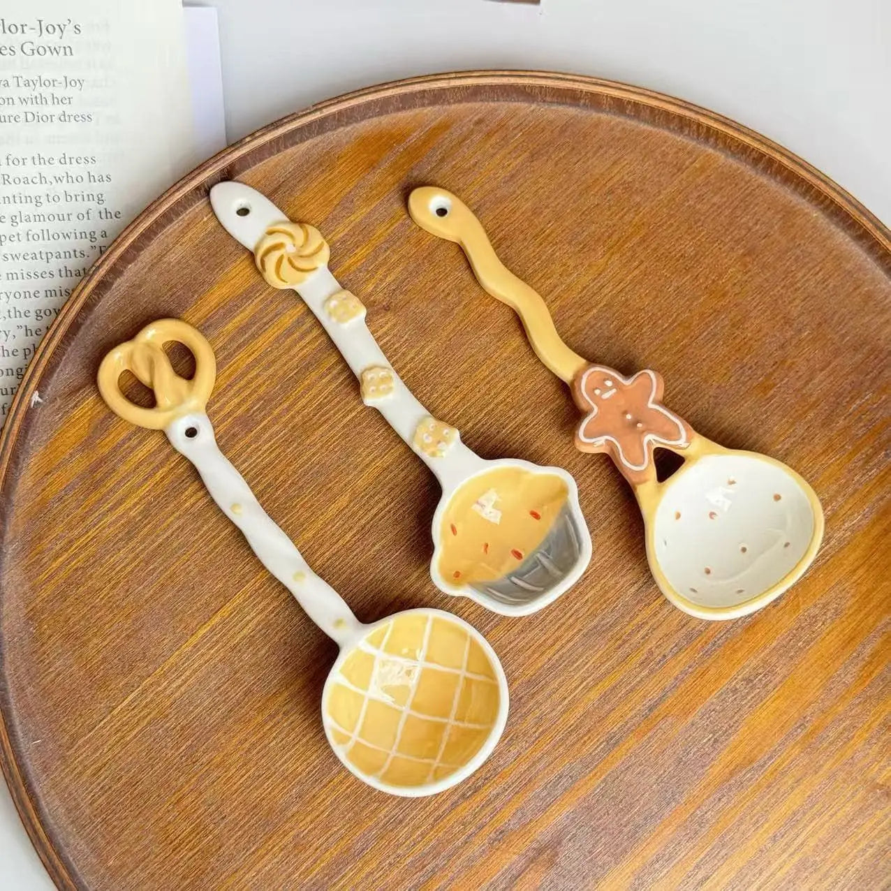 Ceramic Long-Handled Spoon — Bread & Biscuit Design — product image 9