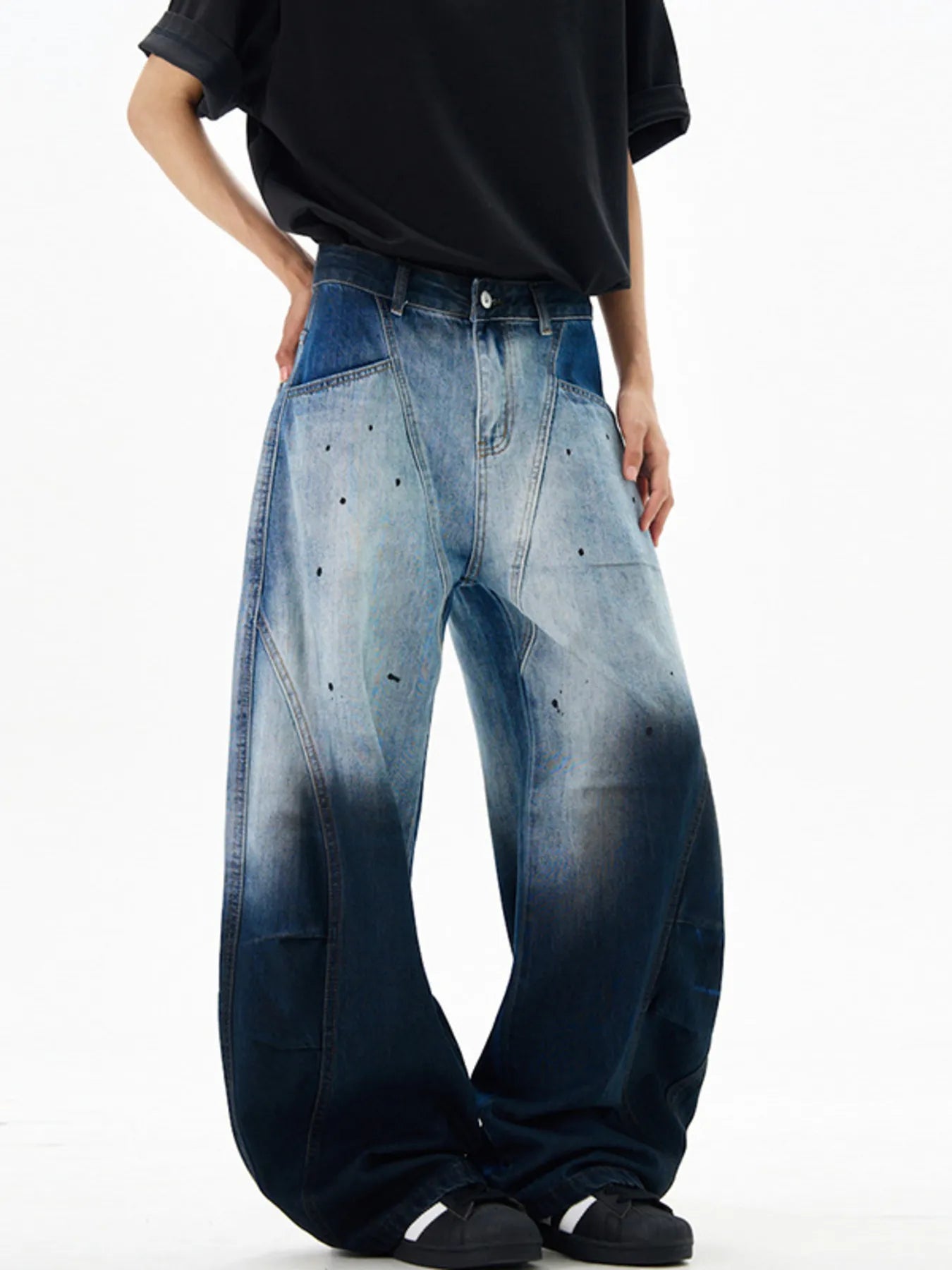 Men's Oversized Washed Wide Leg Jeans — product image 2